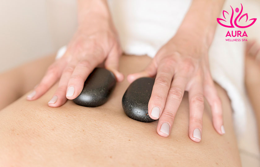 The Benefits of a Hot Stone Massage The Benefits of a Hot Stone Massage